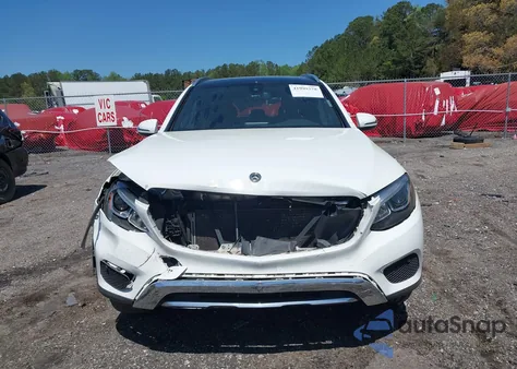2019 Mercedes-Benz Glc 300 z USA, uszkodzony, nr VIN WDC0G4JB8KF594043